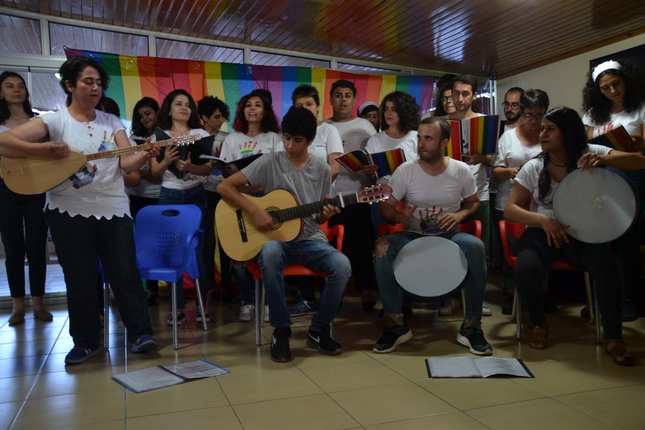 Mersin Onur Haftası başladı: Onurun Renkleri! | Kaos GL - LGBTİ+ Haber Portalı Haber